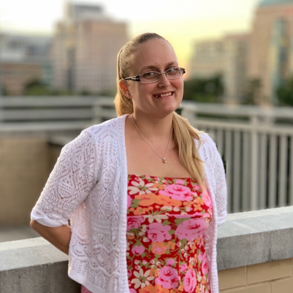 Meet your Posher, Courtney